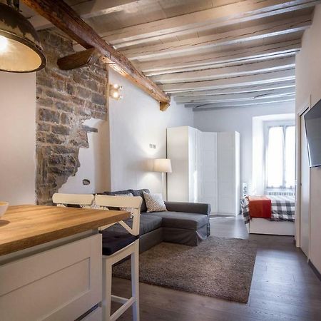 شقة Joivy Chic Studio In Como Centre المظهر الخارجي الصورة