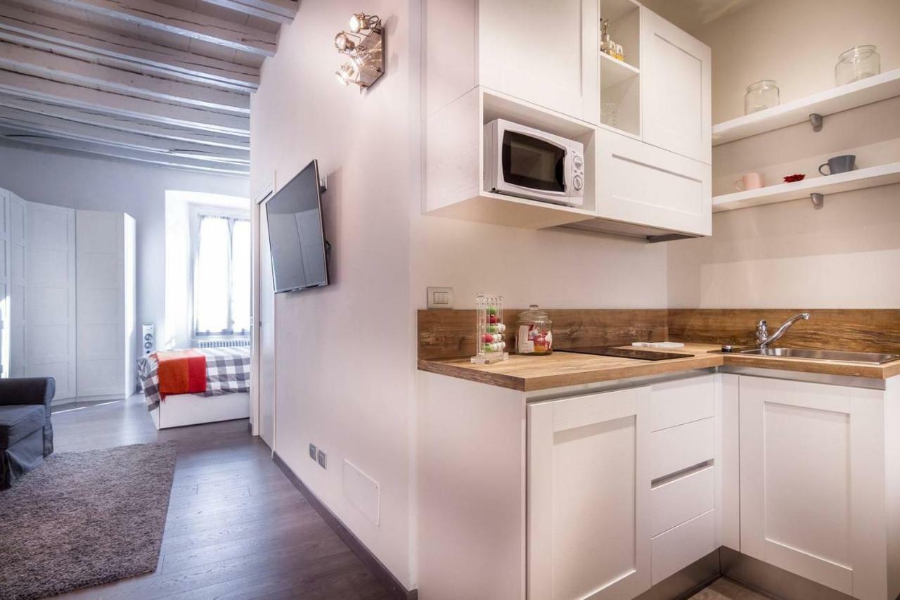 شقة Joivy Chic Studio In Como Centre المظهر الخارجي الصورة